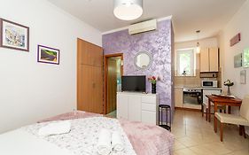 Apartments & Room Frane